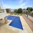 Pool & views