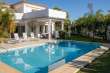 Pool & views