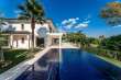 Pool & views
