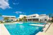 Pool & views