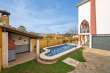 Pool & views