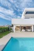 Pool & views