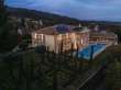 Pool & views