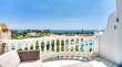 Pool & views
