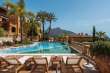 Pool & views