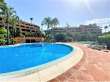 Pool & views