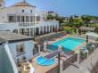 Pool & views