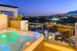 Pool & views