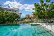 Pool & views