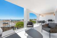 Middle floor in La Quinta