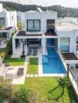 Pool & views